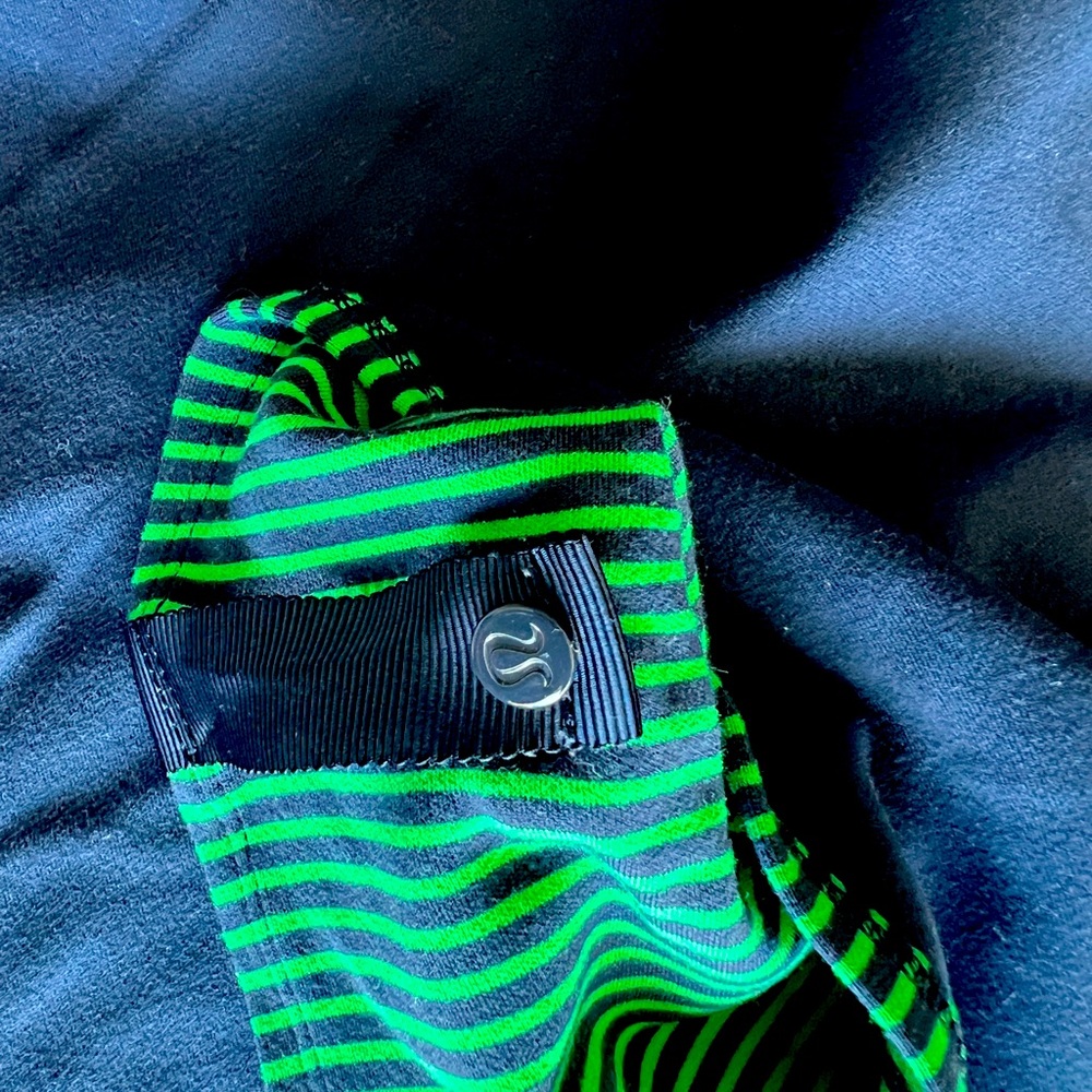Lululemon Reversible Infinity Scarf O/S Green and Blue Stripes